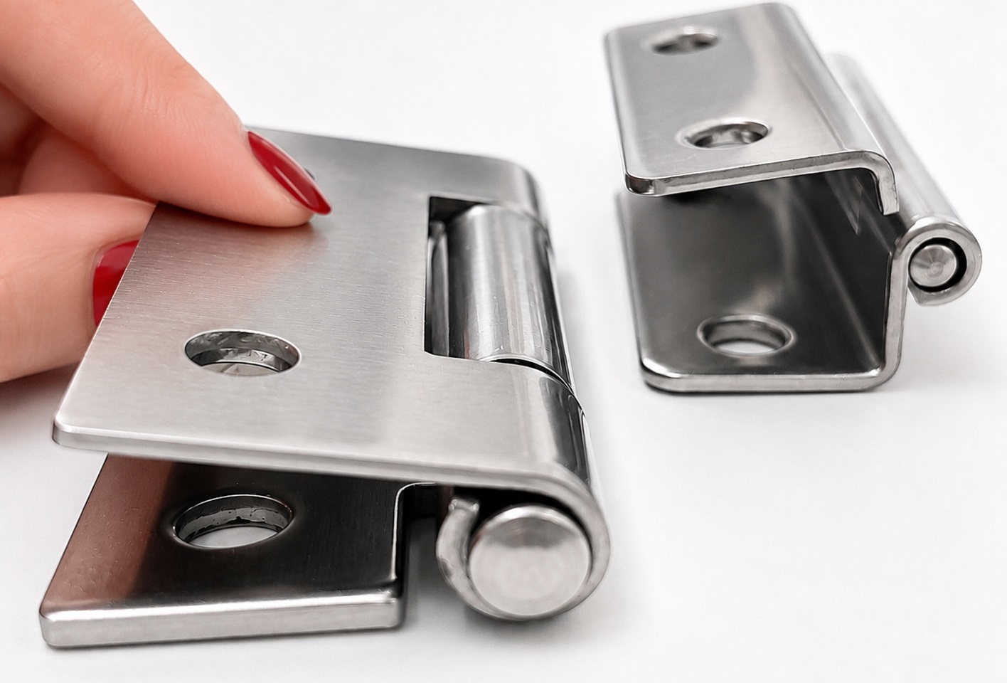 Cerniera offset compatta 2 pezzi, realizzata in acciaio inossidabile SUS304, capacità di carico: 4,5kg (10lbs), 35mm (1-3/8"), TH-25SUS. Cerniera robusta offset per porte spesse, porte di recinto, portelli di manutenzione e altro ancora, di TOCHIGIYA (Giappone) - immagine 4